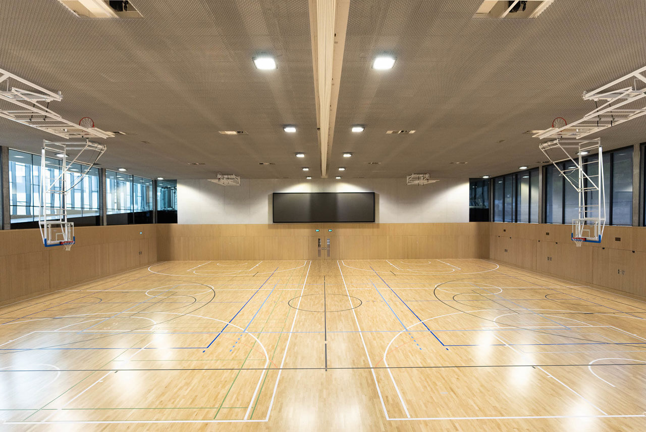 https://dlangbasketball.ch/wp-content/uploads/2025/03/back-to-school.jpg