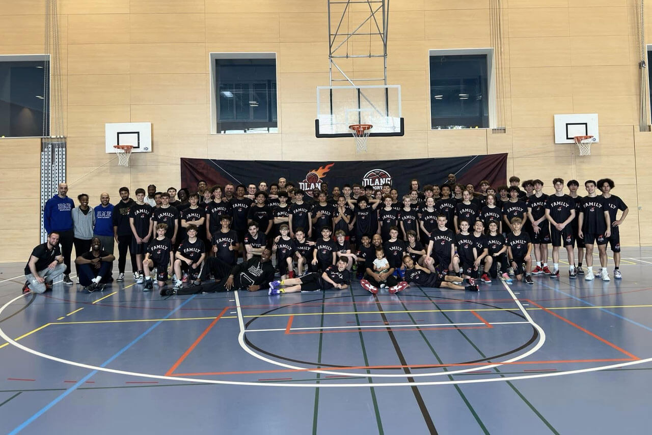 https://dlangbasketball.ch/wp-content/uploads/2025/03/swiss-flyght-showcase.jpg
