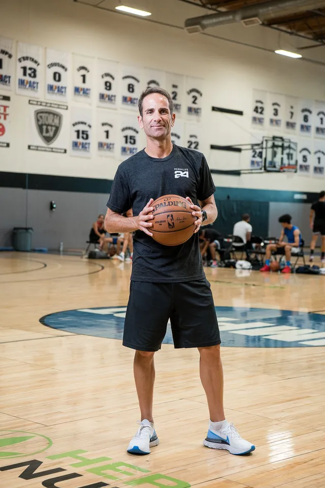 Joe+Abunassar+Herbalife-640w https://dlangbasketball.ch/wp-content/uploads/2026/04/JoeAbunassarHerbalife-640w.webp